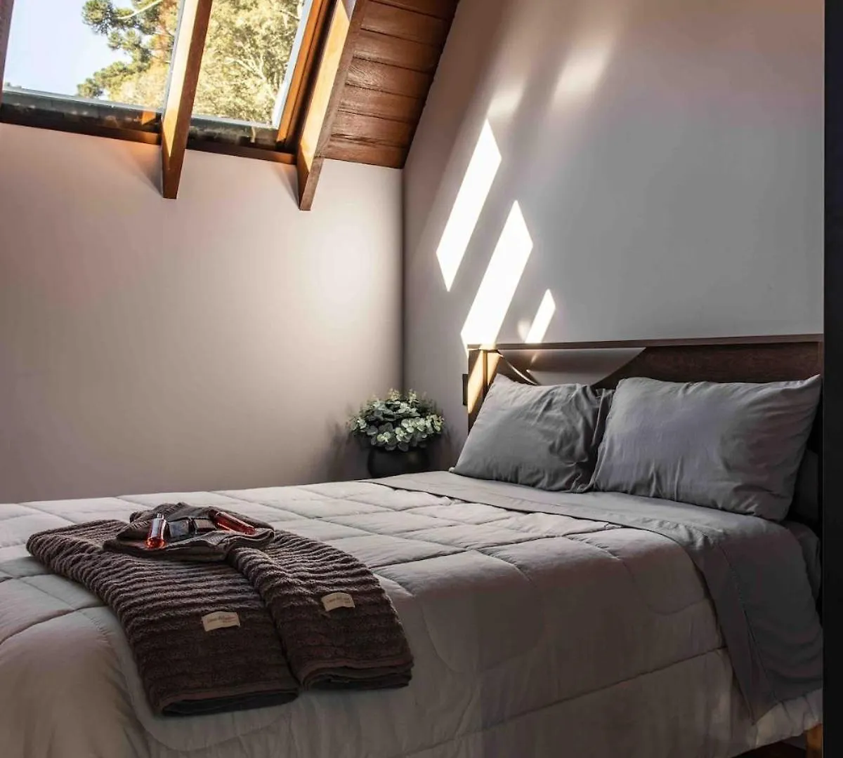 Chalet Chateau Das Araucarias - Chale Familiar Com Jacuzzi Urubici Brasilien
